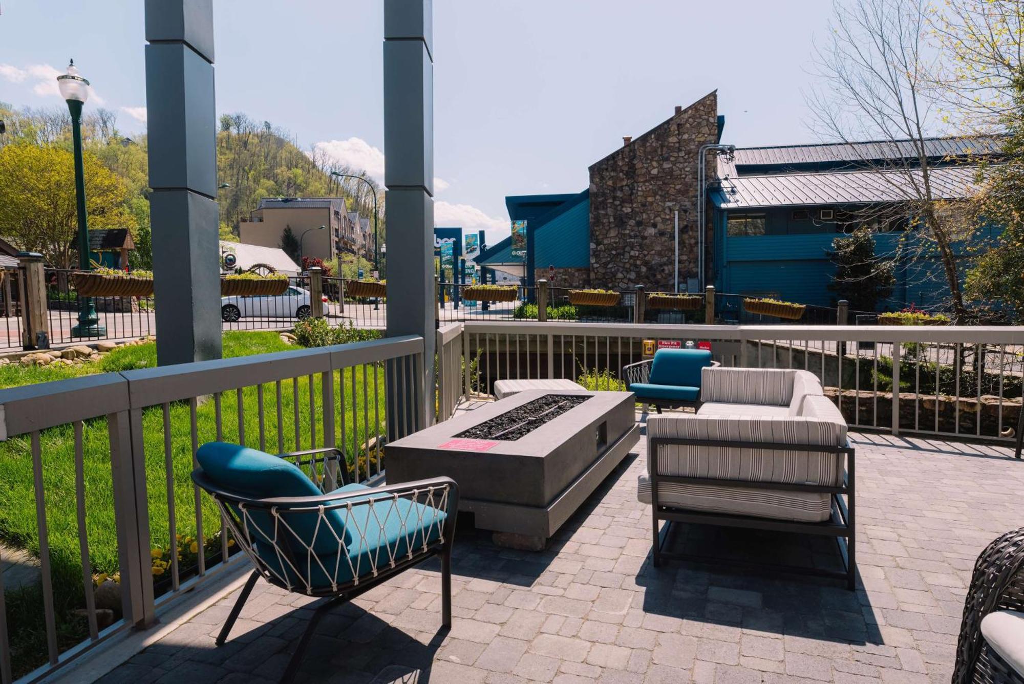 Hampton Inn Gatlinburg Exterior foto